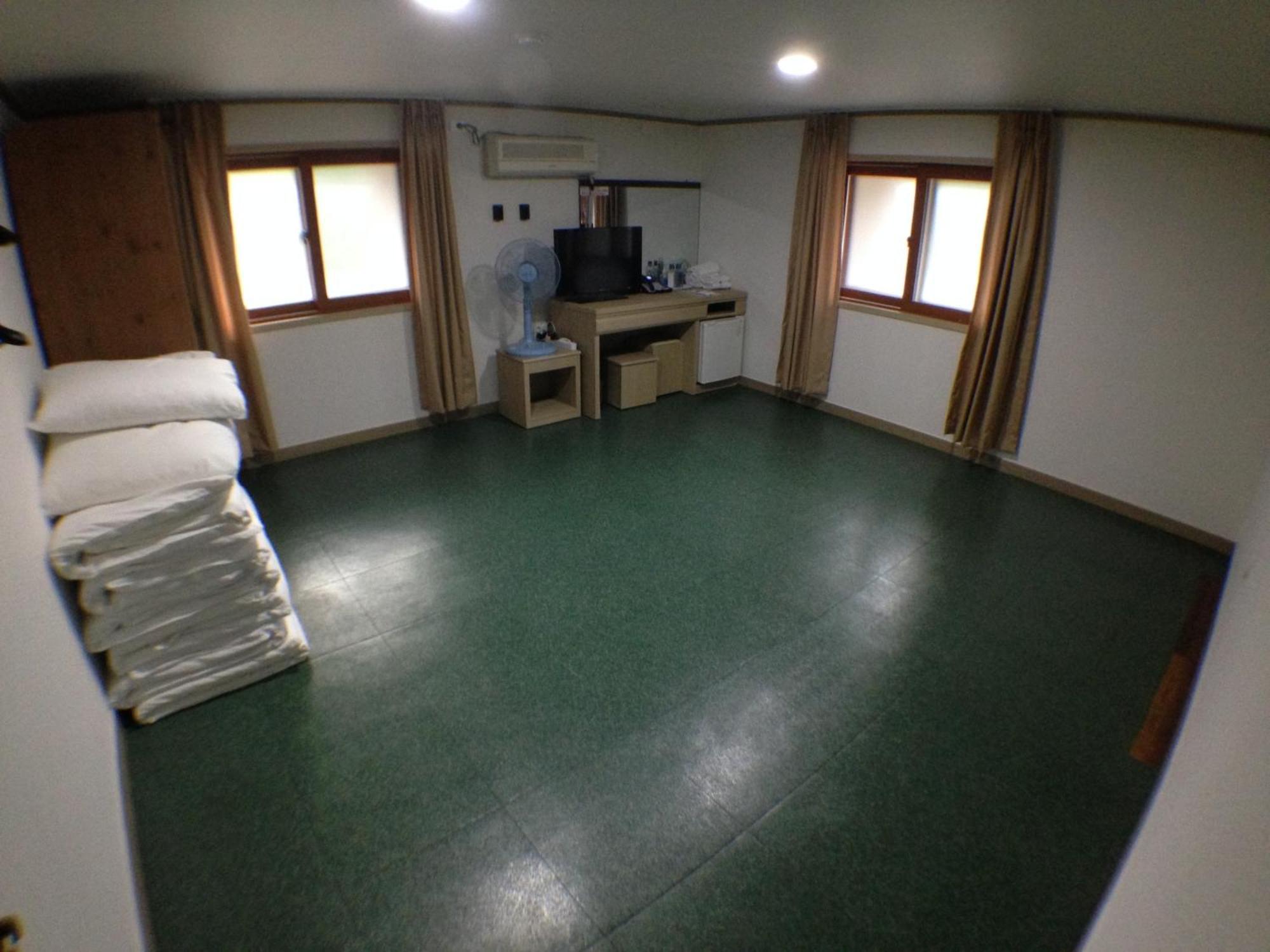 ซวนโบ ไซปัน ฮอตสปริง โฮเต็ล Motel ชองจู ห้อง รูปภาพ