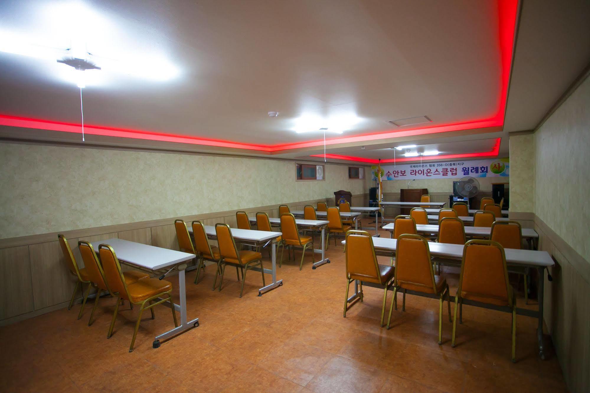 ซวนโบ ไซปัน ฮอตสปริง โฮเต็ล Motel ชองจู ภายนอก รูปภาพ