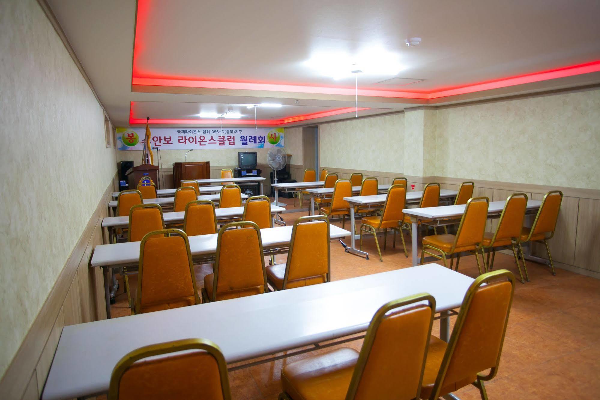 ซวนโบ ไซปัน ฮอตสปริง โฮเต็ล Motel ชองจู ภายนอก รูปภาพ